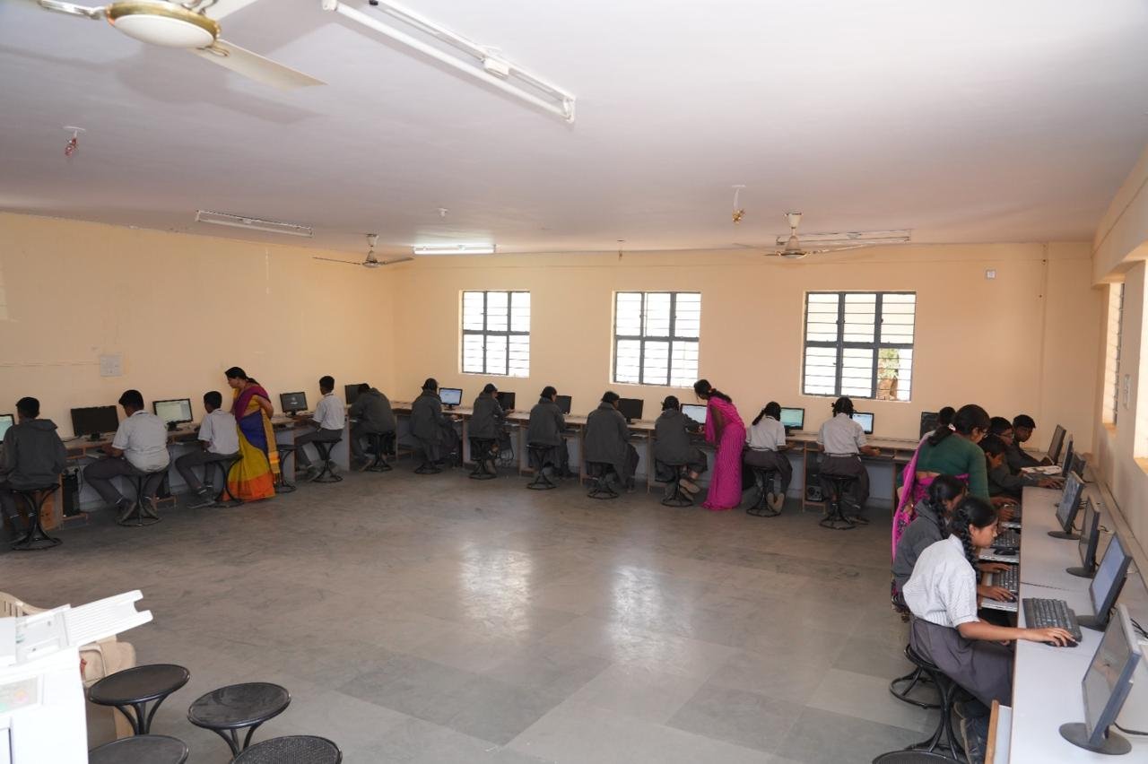 WhatsApp Image 2025-06-13 at 20.52.43 (1)